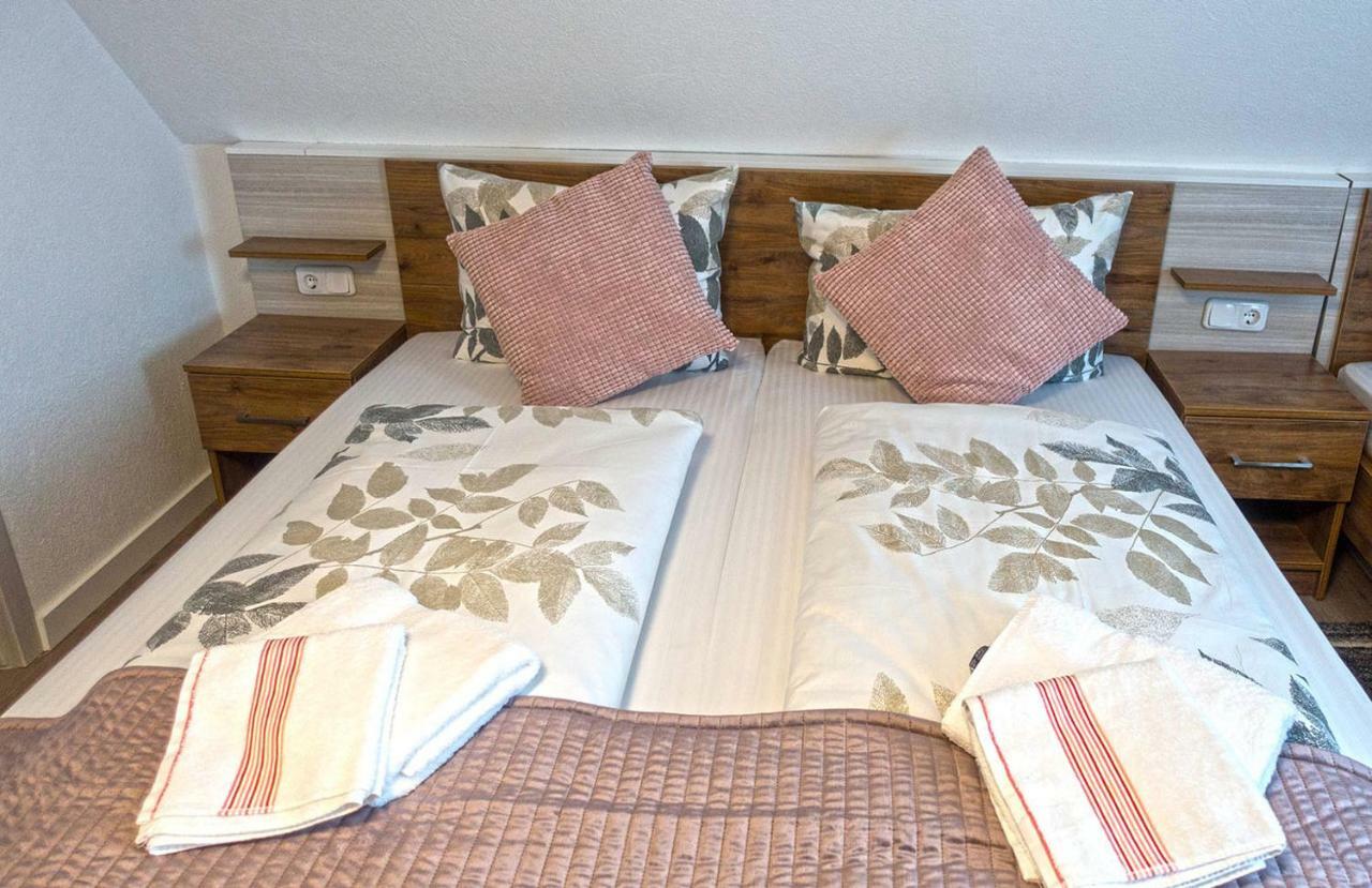 Hotel Zum Boehmegrund باد فولنغبوستل المظهر الخارجي الصورة